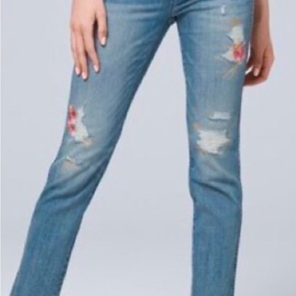 White House Black Market the straight crop midrise floral embroidered jeans.